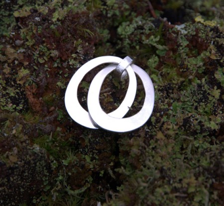 Hänge "Dubbel oval" 300:- 30x23 mm